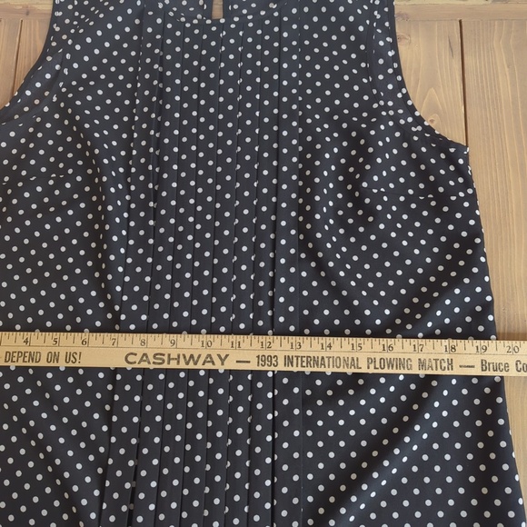 Michael Kors Black White Polka Dot Sleeveless Blouse - Picture 9 of 12